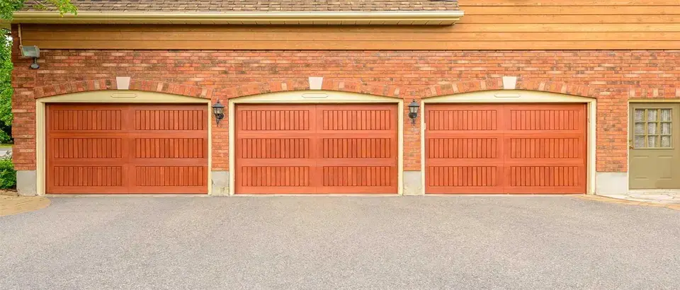 Protecting Your Wooden Garage Door From Cold Weather