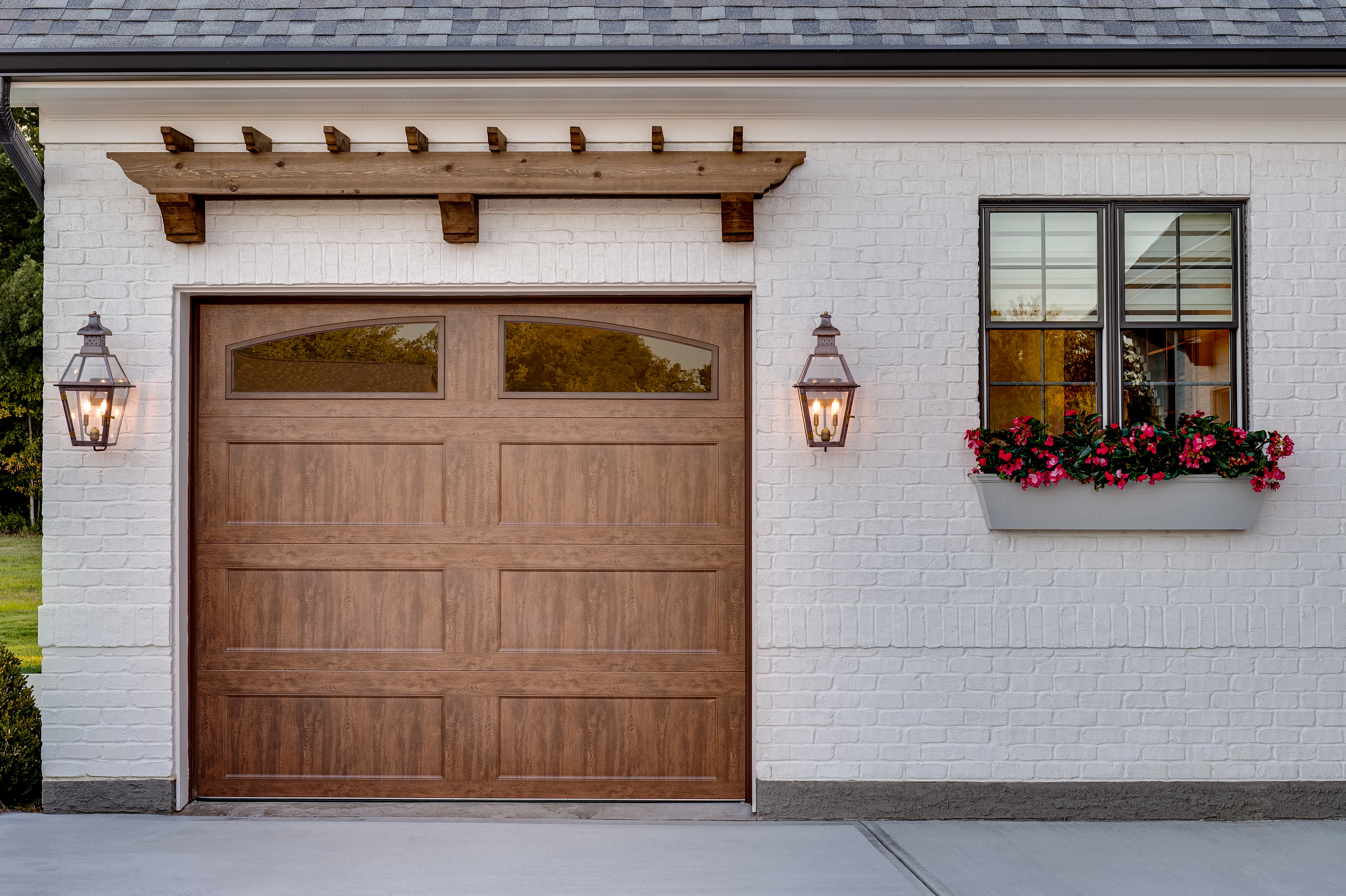 Tips to Maintain Your Garage Door